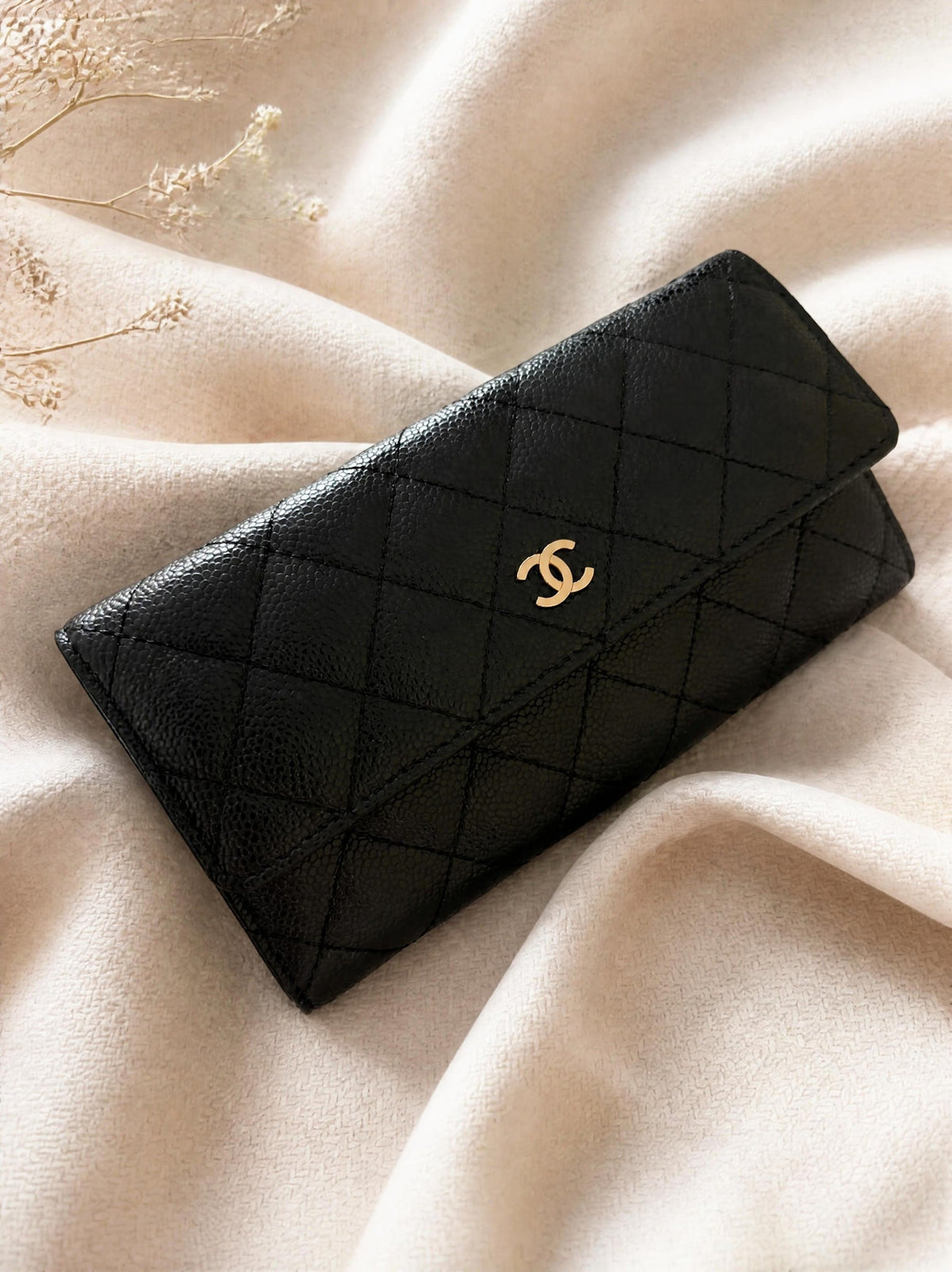 CHANEL Black Wallet with CC Logo, Snap Closure & Zip Coin Pocket